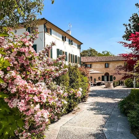 Hotel Donna Lucia-2